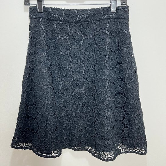 Kate Spade New York Women's Lined Lace Black Skirt Size 4 - Picture 2 of 5
